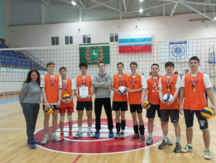 Сборная команда лицея заняла 3 место в первенстве по волейболу.